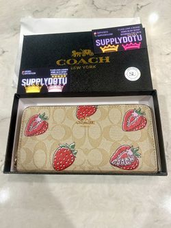 Coach Strawberry Pattern Signature Long Wallet