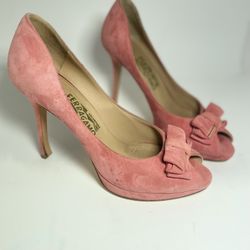 High Heel Pump