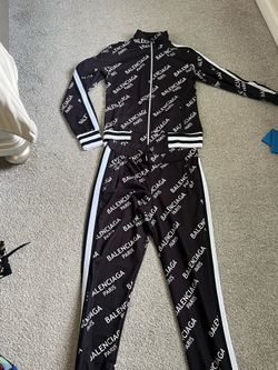 Black jumpsuit (20$) small size