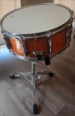 Snare Drum and stand