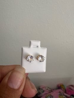 eEARINGS