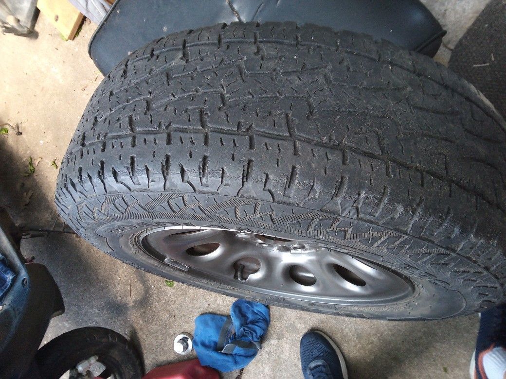 GMC Truck Tire 17"