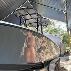 27’ Ocean Master 1 300hp Suzukis ( just serviced) New gelcoat on hull side  Awlcraft 3000 inside  New rubrail Custom acrylic dash ALL new rig