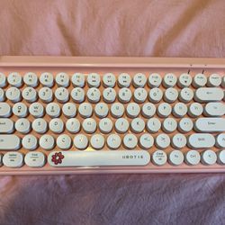 retro computer keyboard