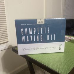 Complete Waxing Kit Brand New Box Never Open 