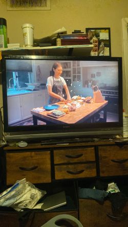 40 In Sony Flat Screen First $50 Takes It