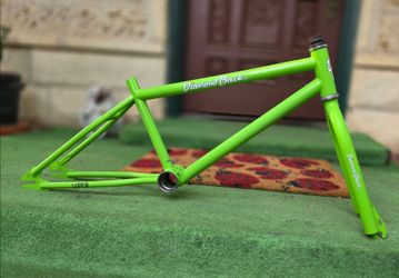1986 Diamond Back Viper Bike Frame Set