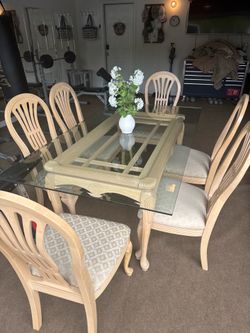 Beveled glass dinning room table