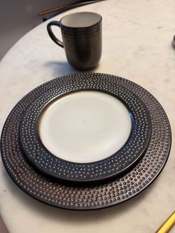 Dining set of 8 of each piece.