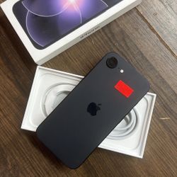 IPhone 17E Brand New unlocked 