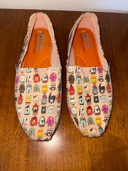 Bob’s for dogs. Women’s 10