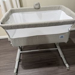 Cloud Baby Bassinet 