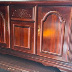 Buffet/entry Table/bar