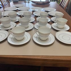 Vintage Edelstein Bavaria Made In Germany Coffee/Tea Set - Service For 10