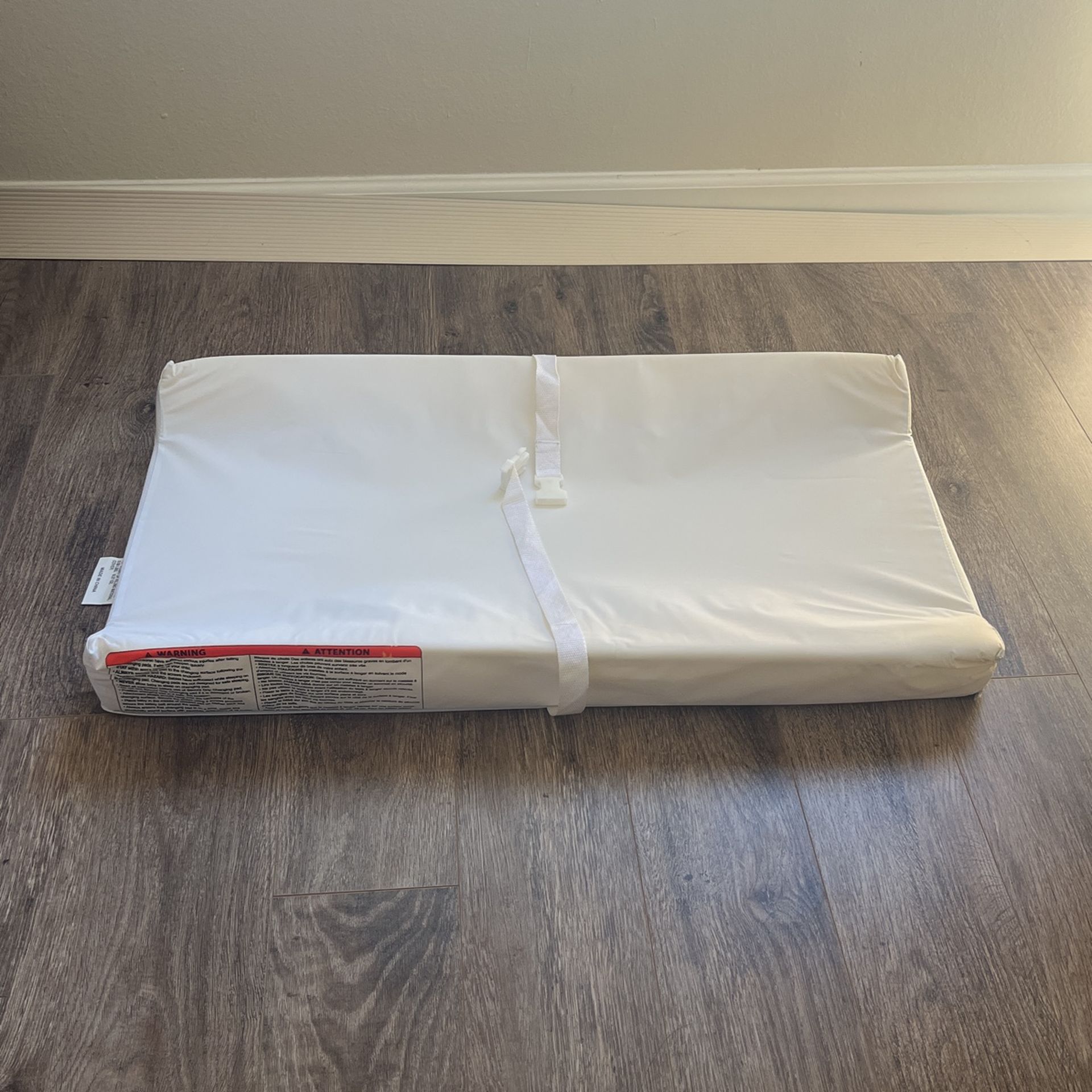 Munchkin Changing Pad