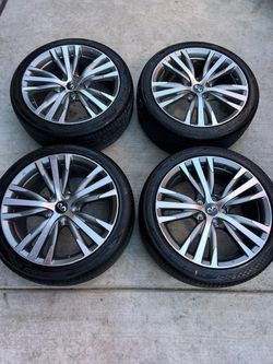 Set of Infiniti Q50 19in wheels 5x114.3 (5x4.5) Tires 245/40r19 also fit Q60 Nissan Maxima Altima