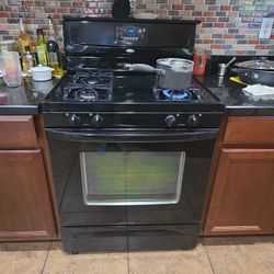 Whirlpool Gas Cooking Range