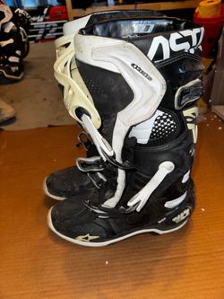 Two sets of alpine star tech 10 boots size 11