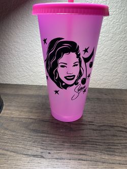 Color changing cups