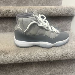 Jordan 11 Cool Grey Size 10