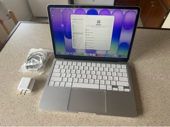 Apple MacBook Neo / 2026
