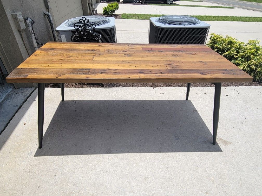 at home Dining Table