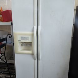 Side-by-Side Refrigerator Kenmore Refrigerator