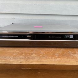 VCR & DVD / VCR Combo Units.