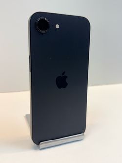 Apple iPhone 16e 128gb. ( AT&T Only )