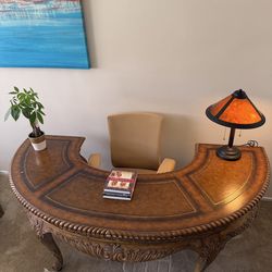 Grand Solid Wood Executive Desk — Hand-Carved Statement Piece (Sherman Oaks)