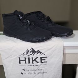 Hike Footwear Black Boots Womens 10/Mens 8.5 MSRP $160