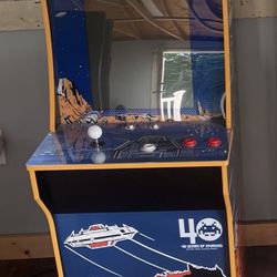 Arcade1Up Space Invaders 40th Anniversary Arcade Cabinet – Works Great!