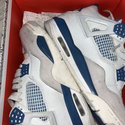 Jordan 4 Military Blue