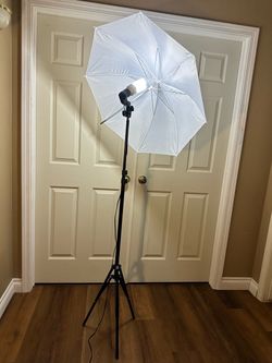 Umbrella Lighting Studio/Photography Kit