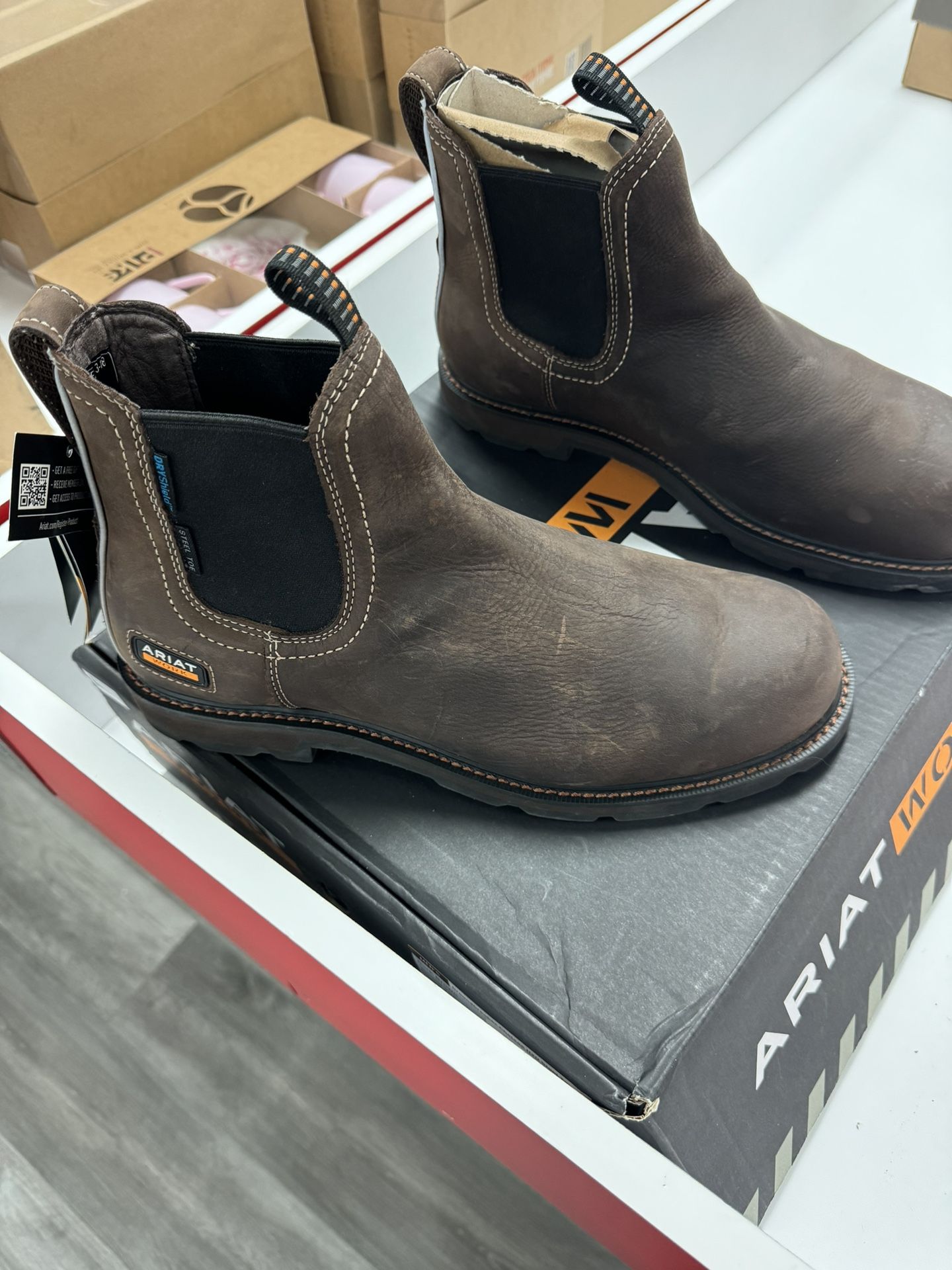 Ariat Men’s Groundbreaker Chelsea Waterproof Steel Toe Work Boot size EE Wide 13