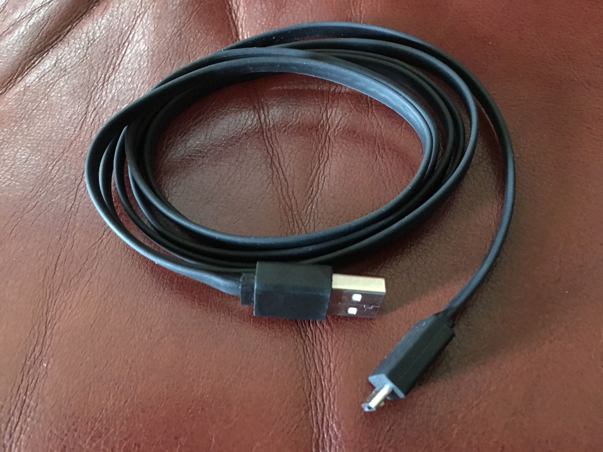 Lyft Amp Light with Charger and Dock for Sale in Temecula, CA OfferUp