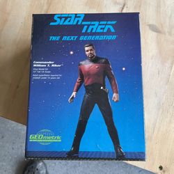 Star Trek The Next Generation- Commander Riker Vinyl Model Kit