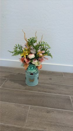 Spring Floral Arrangement 