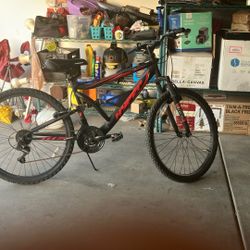 Hyper Shocker 26 Bike