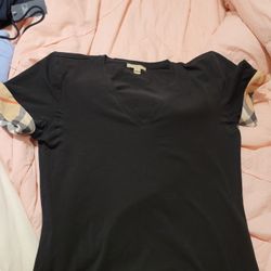 Womans Burberry Shirt Size Medium 