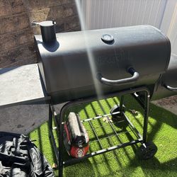 Nexx Grill and Smoker