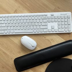 Mouse and keyboard set Microsoft