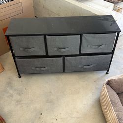 Dresser