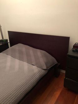 Queen Bed
