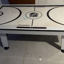 Air Hockey Table Doesn’t Work 