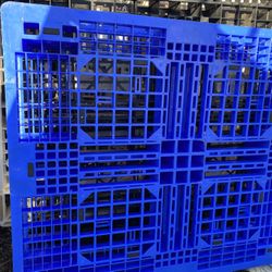 Plastic Pallets 