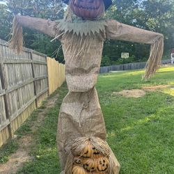 Very Tall Outdoor Scarecrows 