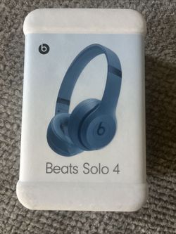 Beats Solo 4 Wireless Headphones Blue