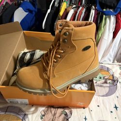 Lugz Size 9