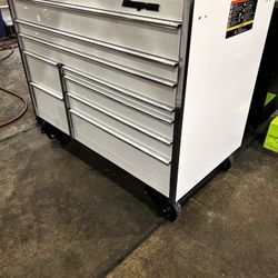 SNAP-ON tool Box Diamond White